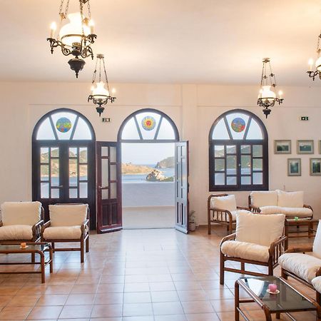 Golden Sun Hotel Patmos エクステリア 写真