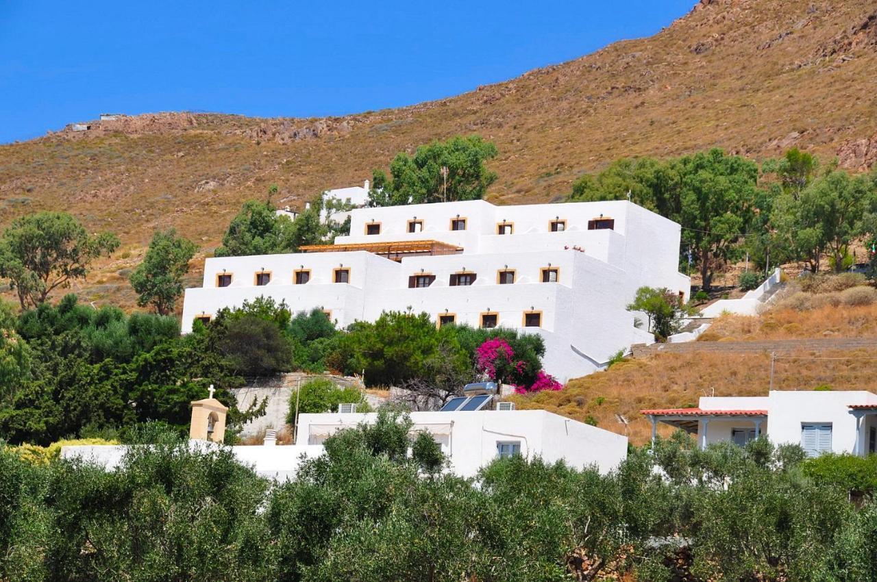 Golden Sun Hotel Patmos エクステリア 写真